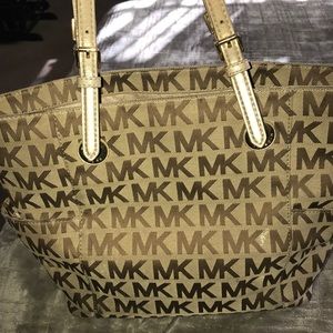 MK Tote with wallet